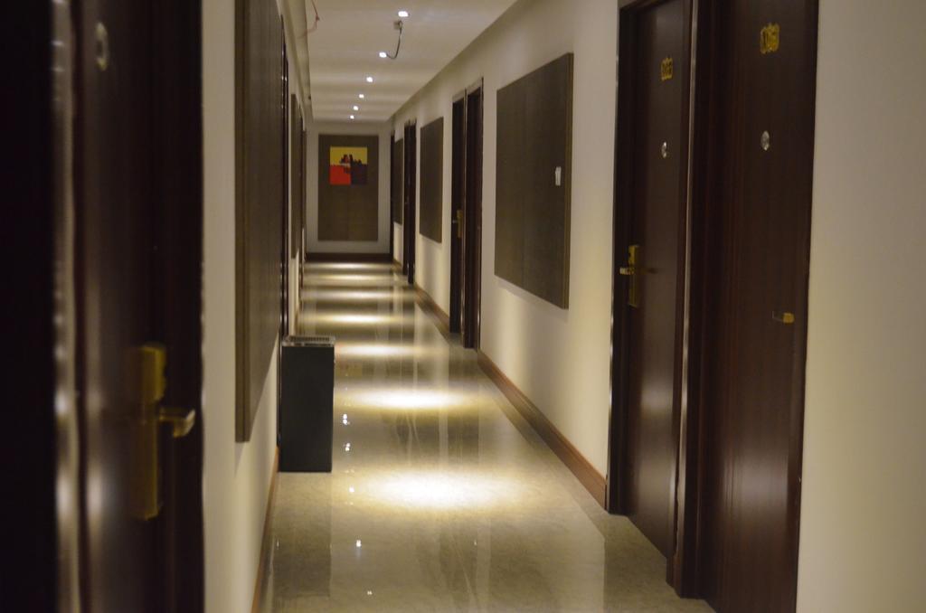 Mustika Gajah Mada Hotel จาการ์ตา ภายนอก รูปภาพ