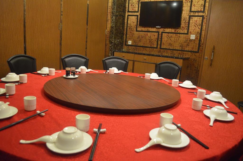Mustika Gajah Mada Hotel จาการ์ตา ภายนอก รูปภาพ